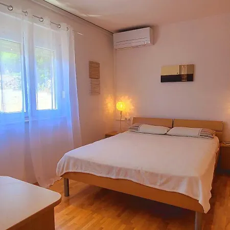 Apartment Seget Donji * Trogir