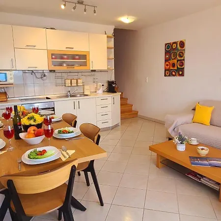 Appartement Apartment Seget Donji